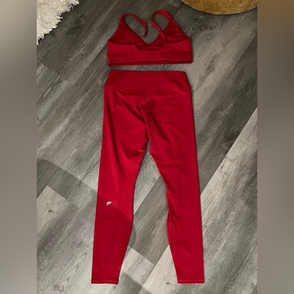 Fabletics PureLuxe Set - Picture 8 of 8